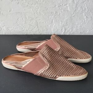 Frye Melanie Leather Perforated Gold Flats Size 9.5 M Comfort Casual Metallic
